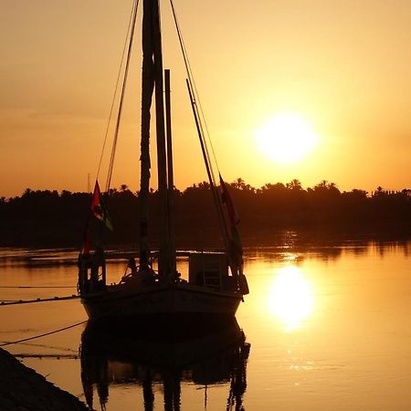 Hotel Jj Jamaica Felucca Aswan Zewnętrze zdjęcie